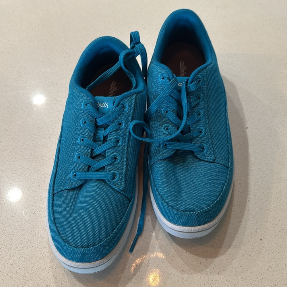NWOB Allbirds Women’s Lace-Up Sneakers Size 8